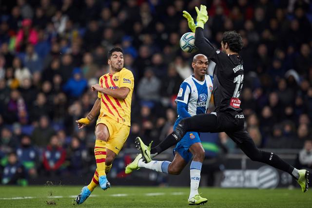 法国队官方媒体恭喜姆巴佩入选FIFPRO年度最佳